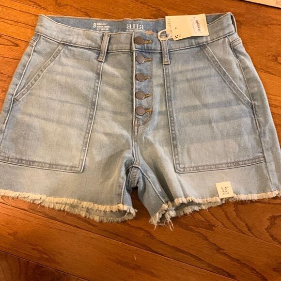 a.n.a. Size 8 high rise Shorty shorts with button closure.  NWT - Picture 1 of 7